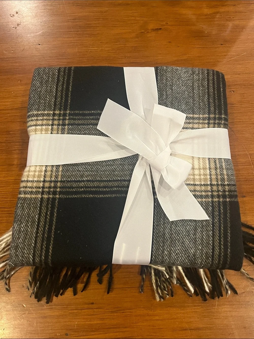 D&D Darsee & David’s Plaid Throw Blanket 50”x60” Polyester cream black tan new